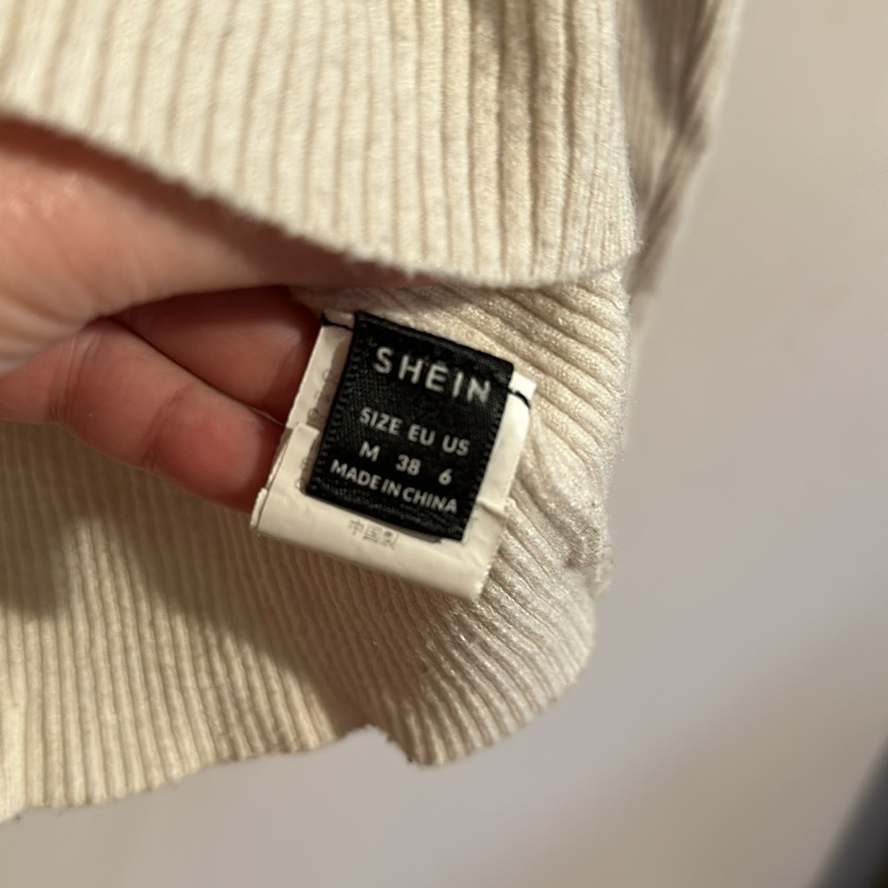 Shein Sweater - Picture 3 of 4